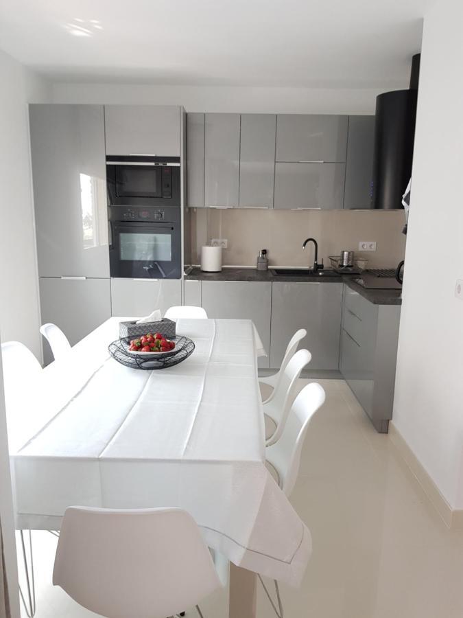 Apartamento Elizabeth Gandia Exterior photo